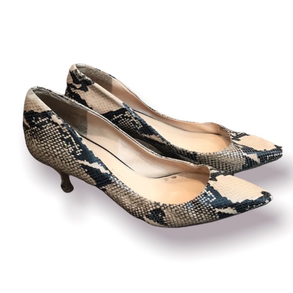 BANANA REPUBLIC Snakeskin Embossed Leather Pointy Toe Kitten Heels Size 7 - Picture 1 of 7